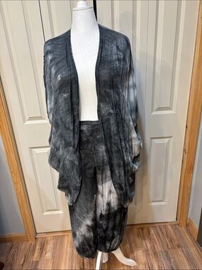 Bryn Walker stormy blue/gray size medium cardigan matching extra large pants